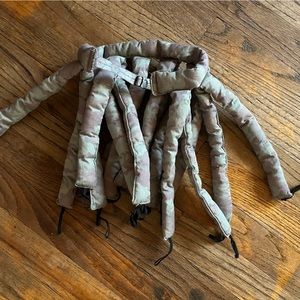 Octocurl heartless hair curler